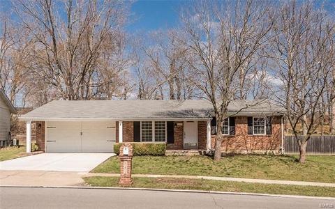 641 Running Creek Dr, Ballwin, MO 63021 photo 1