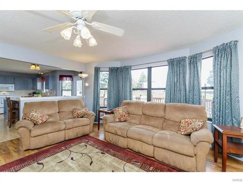 14 Doubletree Ct, Saint Charles, MO 63303 photo 13