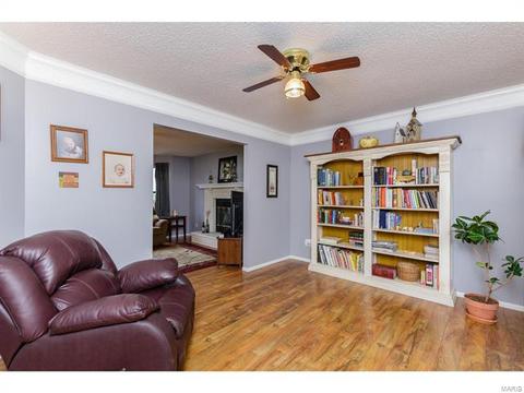 14 Doubletree Ct, Saint Charles, MO 63303 photo 7