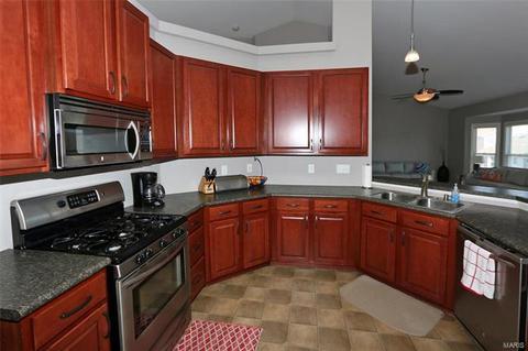 2 Homefield Mdws, O'fallon, MO 63366 photo 11