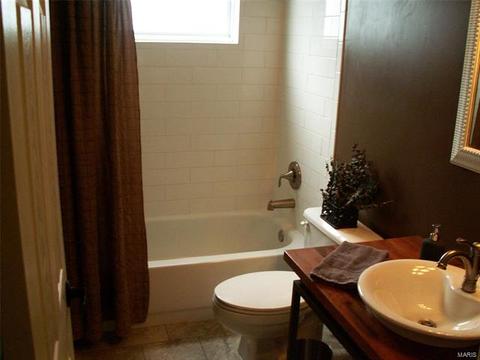 16022 Forest Valley Dr, Ballwin, MO 63021 photo 21