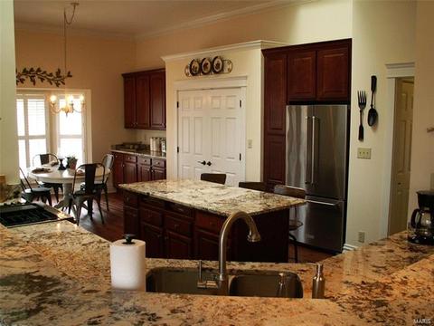 16022 Forest Valley Dr, Ballwin, MO 63021 photo 13