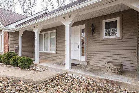 1903 Berthoud Pass, Wildwood, MO 63011 photo 3