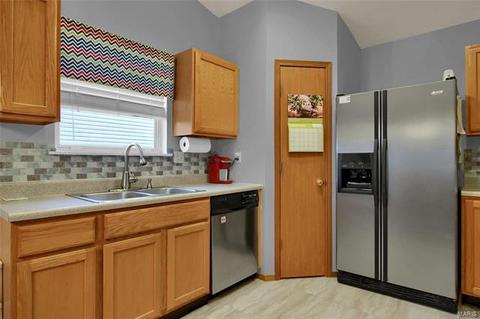 607 Midland, O'fallon, MO 63366 photo 6