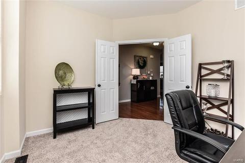 1609 Grace View Dr, Eureka, MO 63025 photo 2