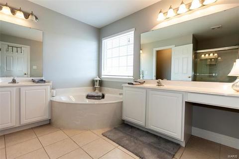 712 Rolling Wind Dr, O'fallon, MO 63368 photo 32