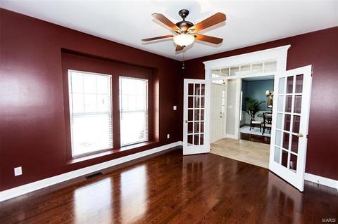 712 Rolling Wind Dr, O'fallon, MO 63368 photo 12