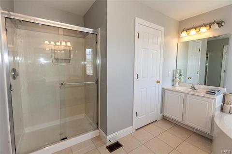 712 Rolling Wind Dr, O'fallon, MO 63368 photo 33