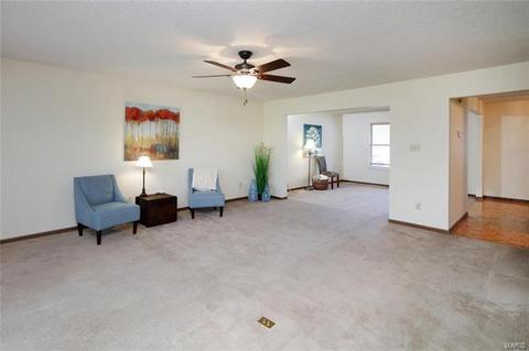 25 President Dr, O'fallon, MO 63368 photo 4
