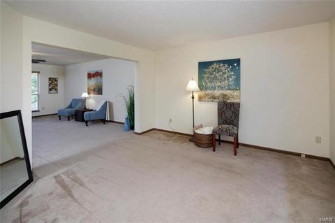 25 President Dr, O'fallon, MO 63368 photo 3
