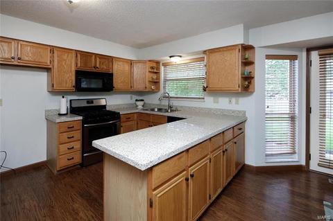 25 President Dr, O'fallon, MO 63368 photo 5