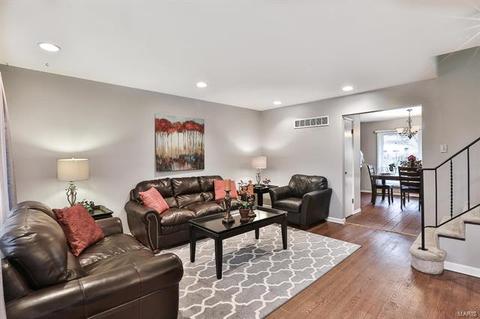 1306 Ross Ave, Saint Louis, MO 63146 photo 2