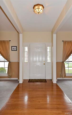 1311 Oak Borough Dr, Ballwin, MO 63021 photo 6