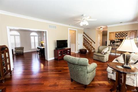 423 Castle Glen Ct, Ballwin, MO 63021 photo 12
