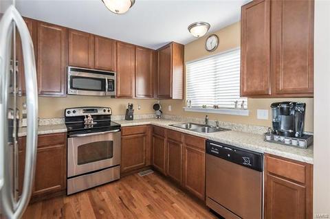 220 Belmonte, O'fallon, MO 63368 photo 19