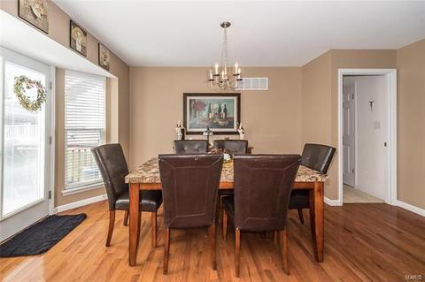 220 Belmonte, O'fallon, MO 63368 photo 16