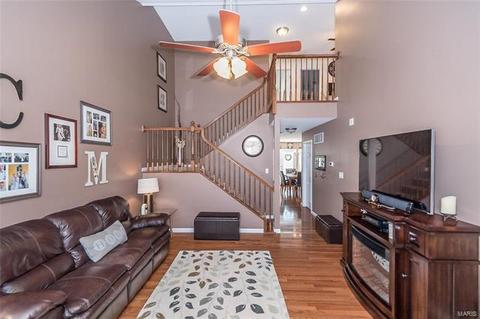 220 Belmonte, O'fallon, MO 63368 photo 7