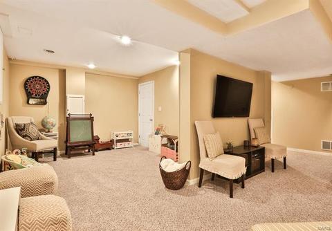 177 Keystone Farm Dr, Ballwin, MO 63021 photo 28