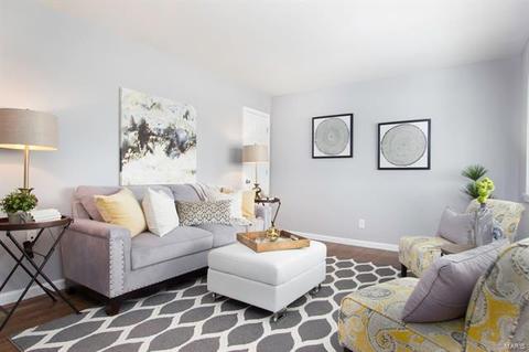 108 Harvest Dr, Saint Charles, MO 63304 photo 3