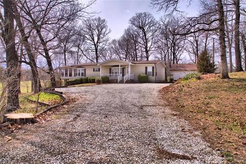 559 Guthrie Rd, O'fallon, MO 63366 photo 3