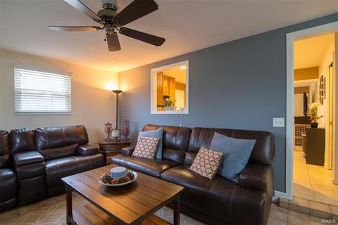 908 Taylor Pl, O'fallon, MO 63366 photo 9