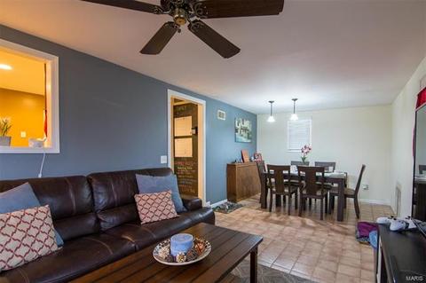 908 Taylor Pl, O'fallon, MO 63366 photo 12
