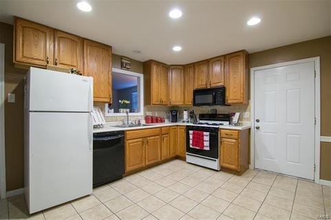 908 Taylor Pl, O'fallon, MO 63366 photo 5
