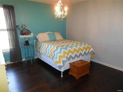985 Midpoint Dr, O'fallon, MO 63366 photo 25