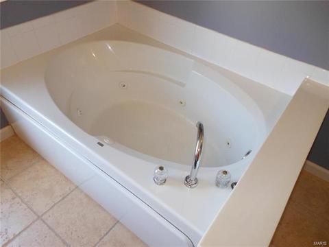 985 Midpoint Dr, O'fallon, MO 63366 photo 67