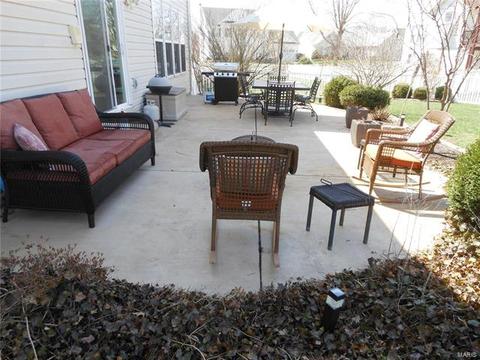 985 Midpoint Dr, O'fallon, MO 63366 photo 31