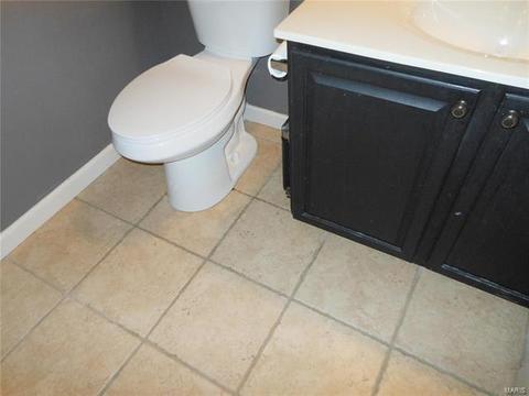985 Midpoint Dr, O'fallon, MO 63366 photo 55