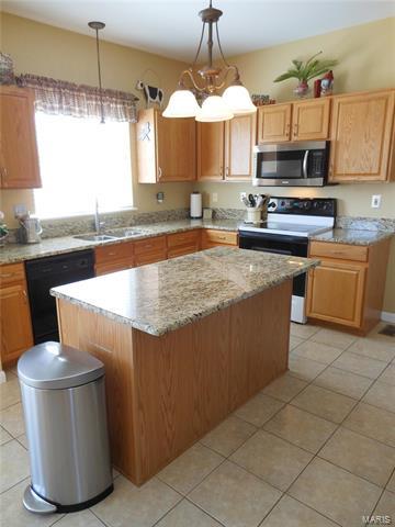 1030 Pebble Beach Dr, O'fallon, MO 63366 photo 13