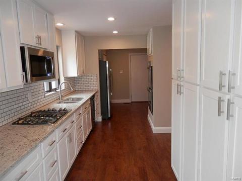 4133 Ringer, Saint Louis, MO 63129 photo 9