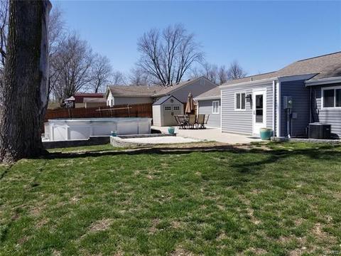 506 Eggering Dr, O'fallon, MO 63366 photo 2