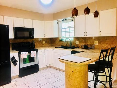 106 Caybeth, Ballwin, MO 63011 photo 14
