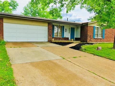 106 Caybeth, Ballwin, MO 63011 photo 1