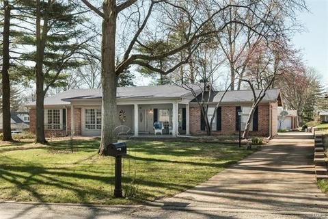 304 Northmoor, Ballwin, MO 63011 photo 1