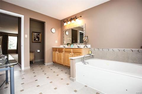 133 Windy Acres Estates Dr, Ballwin, MO 63021 photo 30
