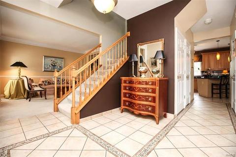 133 Windy Acres Estates Dr, Ballwin, MO 63021 photo 4