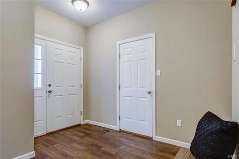 10 Thoreau Ct, O'fallon, MO 63366 photo 2