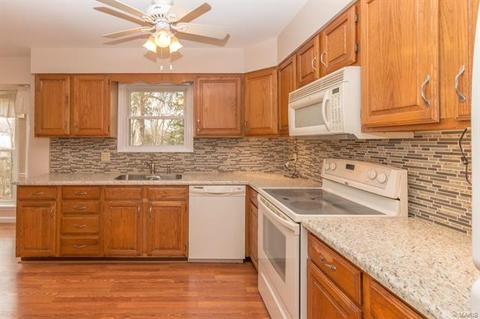 823 Wild Hawk Dr, Eureka, MO 63025 photo 3