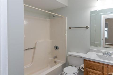 823 Wild Hawk Dr, Eureka, MO 63025 photo 8