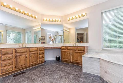 1722 Timber Ridge Estates Dr, Wildwood, MO 63011 photo 43