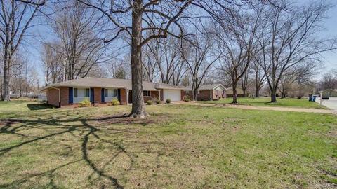 305 Ries Ct, Ballwin, MO 63021 photo 8