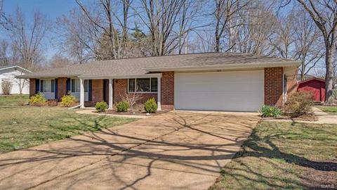 305 Ries Ct, Ballwin, MO 63021 photo 12