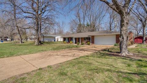 305 Ries Ct, Ballwin, MO 63021 photo 9