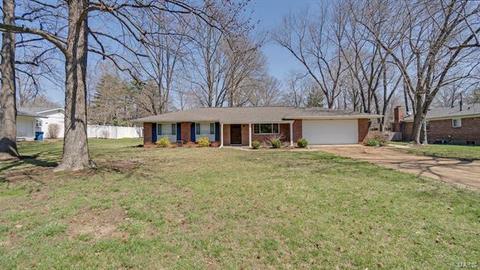 305 Ries Ct, Ballwin, MO 63021 photo 7