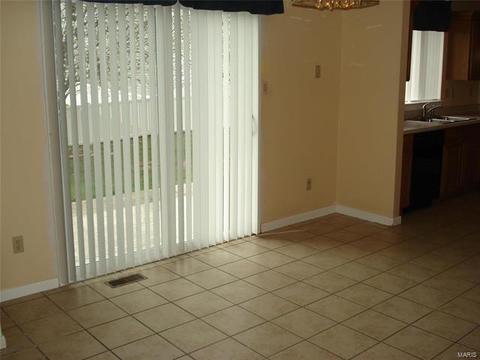 120 Windy Acres Estates Dr, Ballwin, MO 63021 photo 6