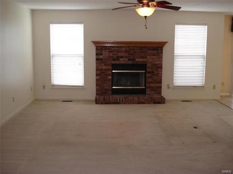 120 Windy Acres Estates Dr, Ballwin, MO 63021 photo 5