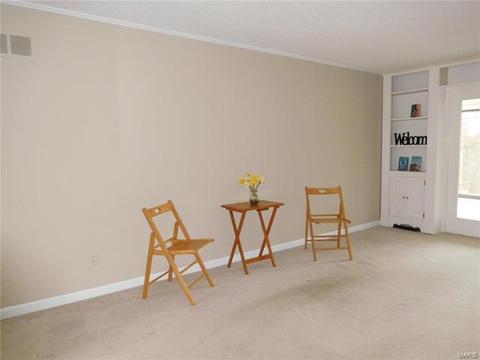 491 Hillbrook Dr, Ballwin, MO 63011 photo 2